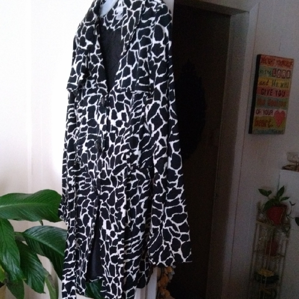 Luii Monochrome Zebra Print Jacket